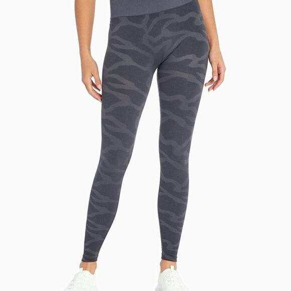 Marika Women’s High Waist Wave Leggings - Size Large, Charcoal Camo Print - Picture 4 of 9